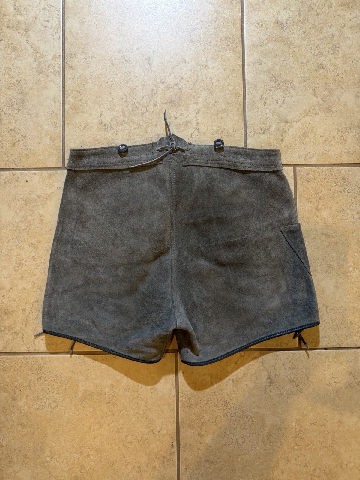 Men’s Traditional German Gray Leather Lederhosen Shorts Front Flap Side Lacing