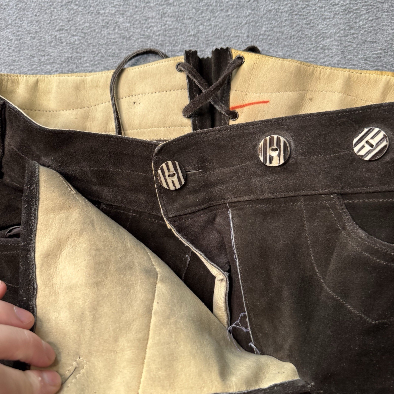 Lederhosen4u Shorts Mens 50 Brown Leather Suede German Oktoberfest Traditional