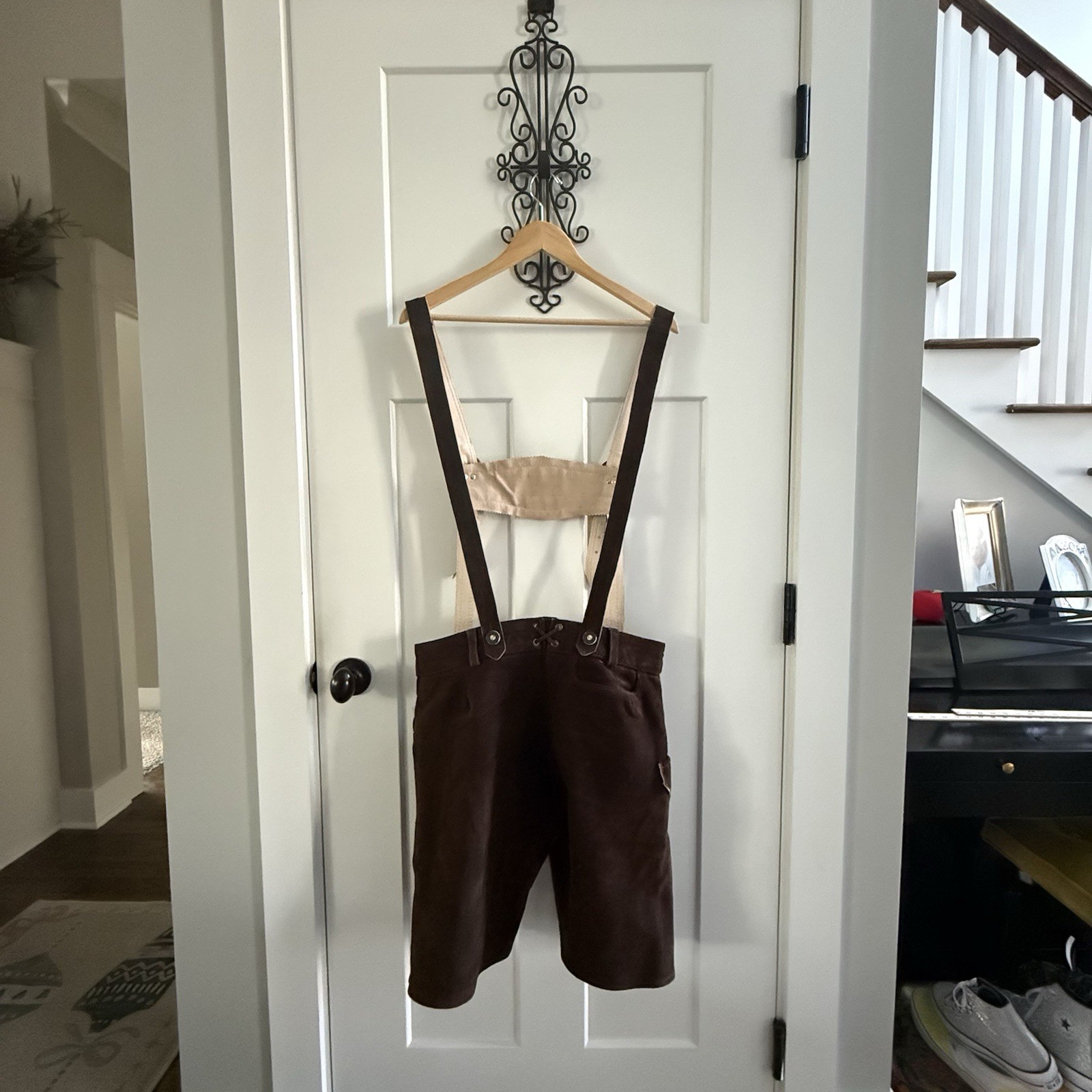 Lederhosen4U German Lederhosen Shorts Suspenders Size 50 Brown Heavy Leather