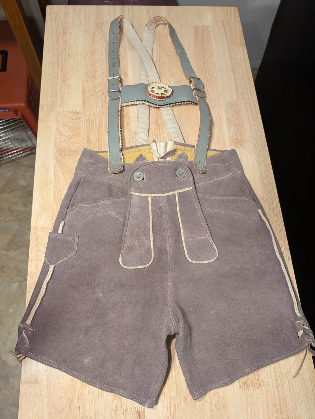 Vintage Lederhosen Suede Leather German Bavarian Oktoberfest Gray Green