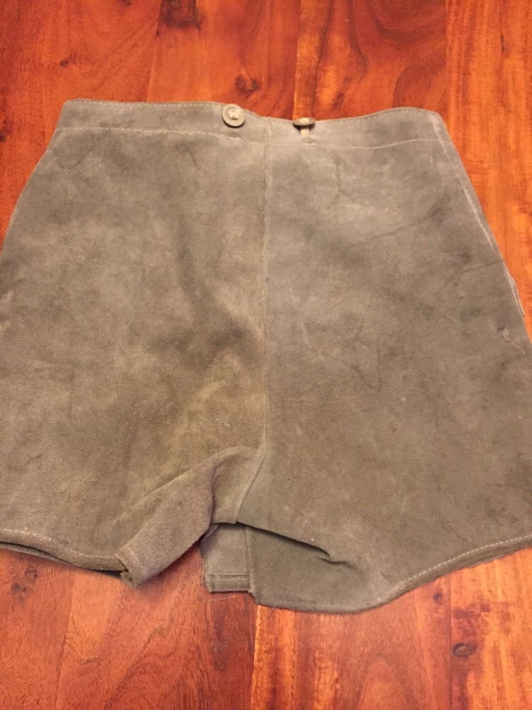 Vintage German Lederhosen Leather Suede Mens Boys Hunter Green Shorts (LS)