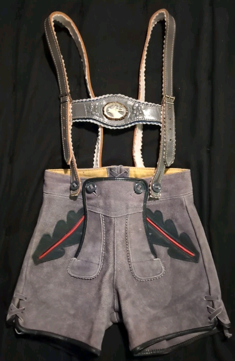 VTG Lederhosen Germany Suede Leather Shorts Suspenders Oktoberfest Child Size S