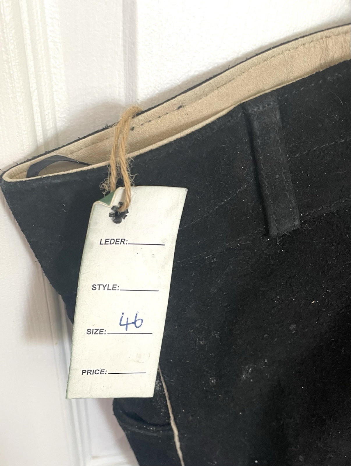 NWT Authentic Men’s Black Suede Leather Lederhosen Embroidered Size 46