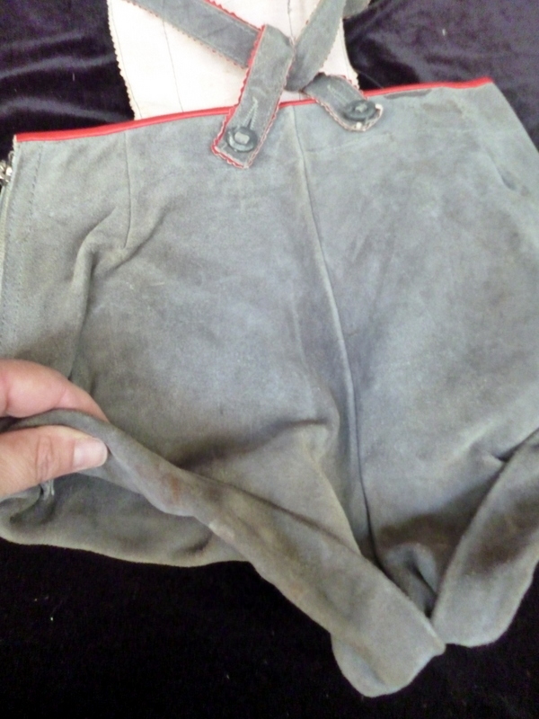 Vintage 1930s-50s Authenic Suede Lederhosen Children HEART POCKETS Boy Girls 5/6