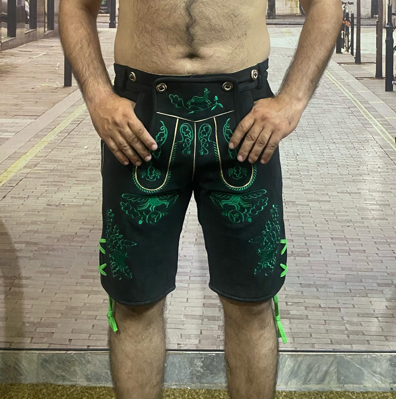 Suspenders – Black Cow Leather Lederhosen for Men with Green Embroidery Shorts