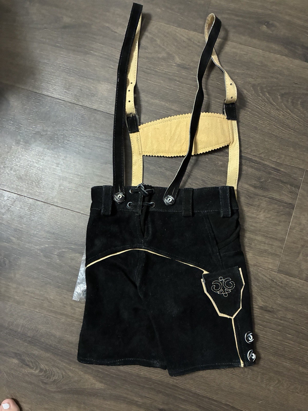Kids Lederhosen Size 4 Genuine Suede Leather Oktoberfest NWOT w/ Suspenders