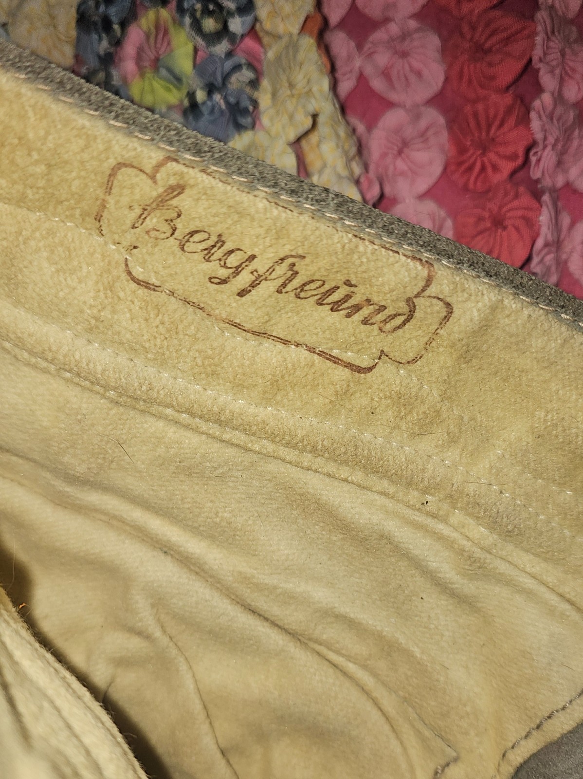 Bergfreund Vintage Austrian Lederhosen Army Green Suede Leather Shorts 27-30