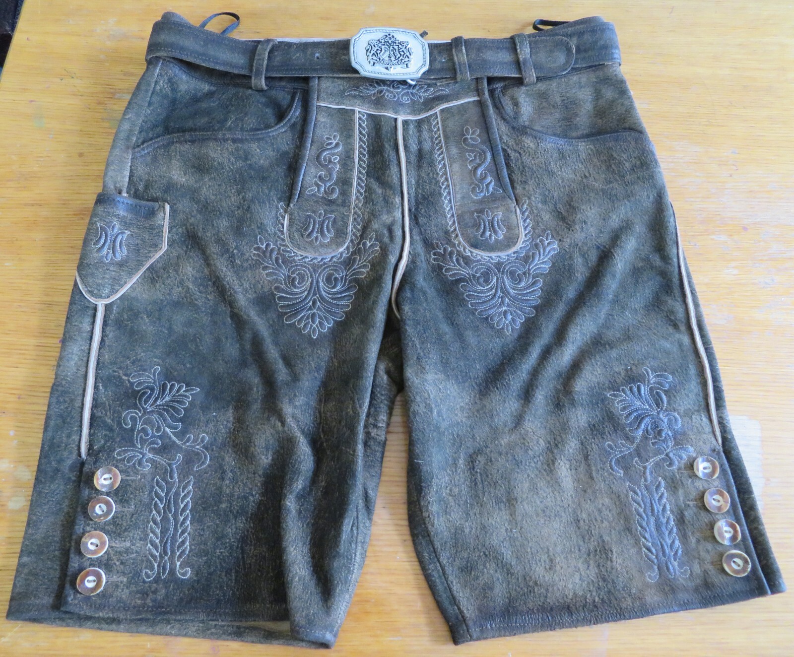 German Trachten Lederhosen Shorts Oktoberfest waist sizes 34, 38 (Euro 52, 56)