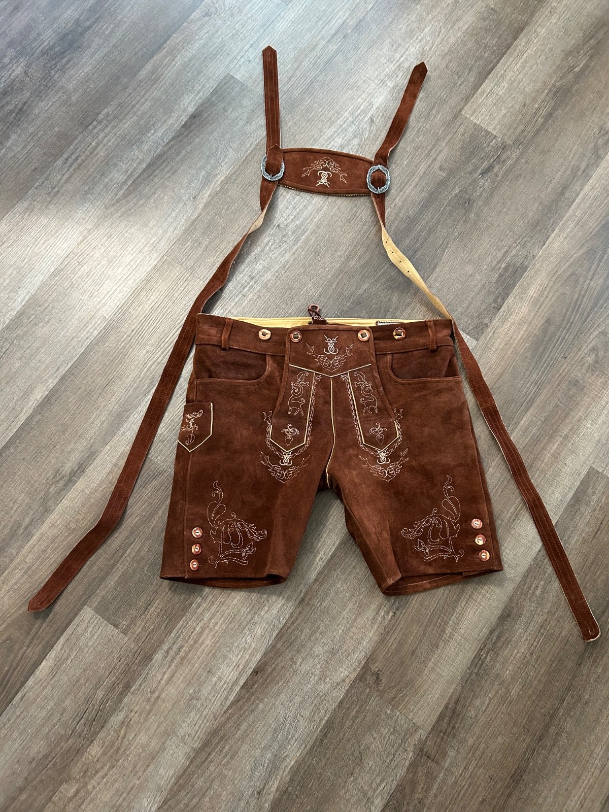 Schoneberger EUC brown suede Bavarian Oktoberfest lederhosen shorts 38
