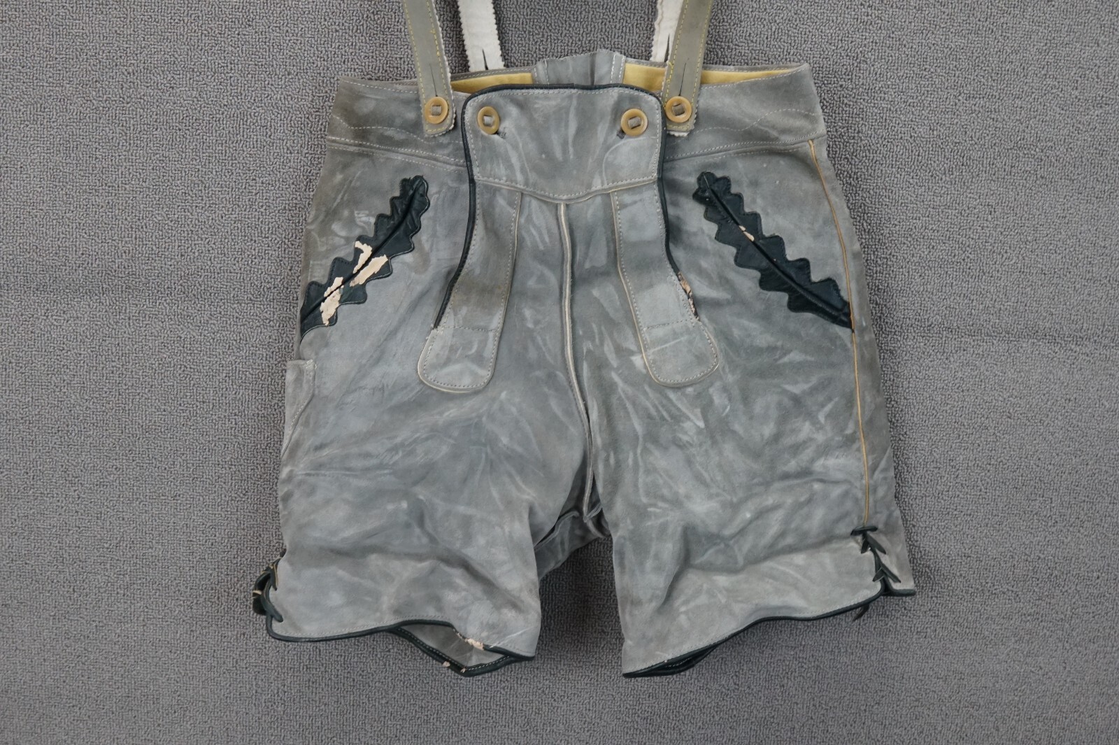 Vintage Lederhosen Shorts Size 32 Green Leather Oktoberfest Costume