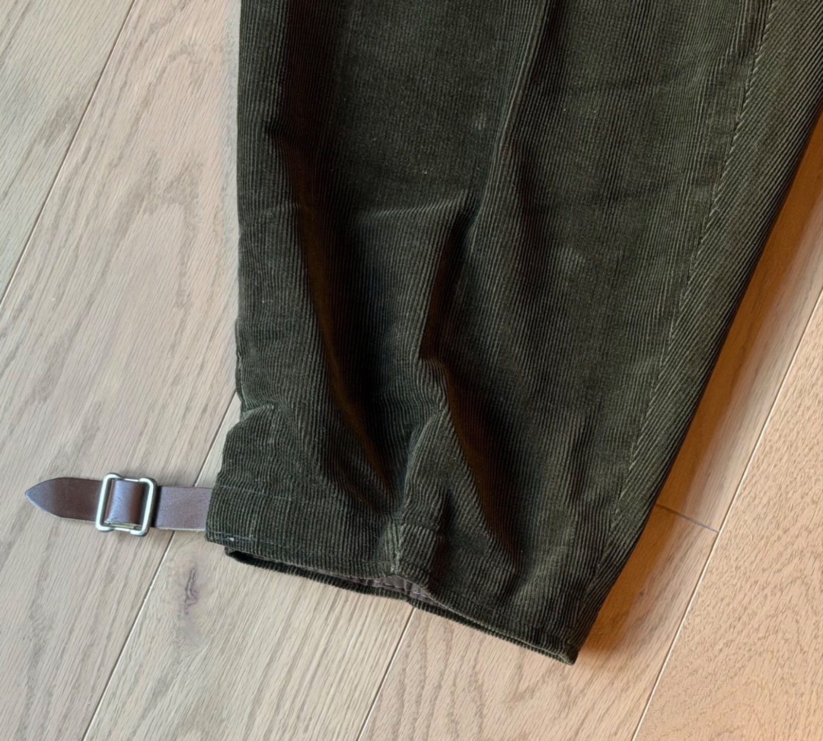 Vintage Unworn – GERMAN Lederhosen Pants, Forest Green Corduroy, Belted, Leather