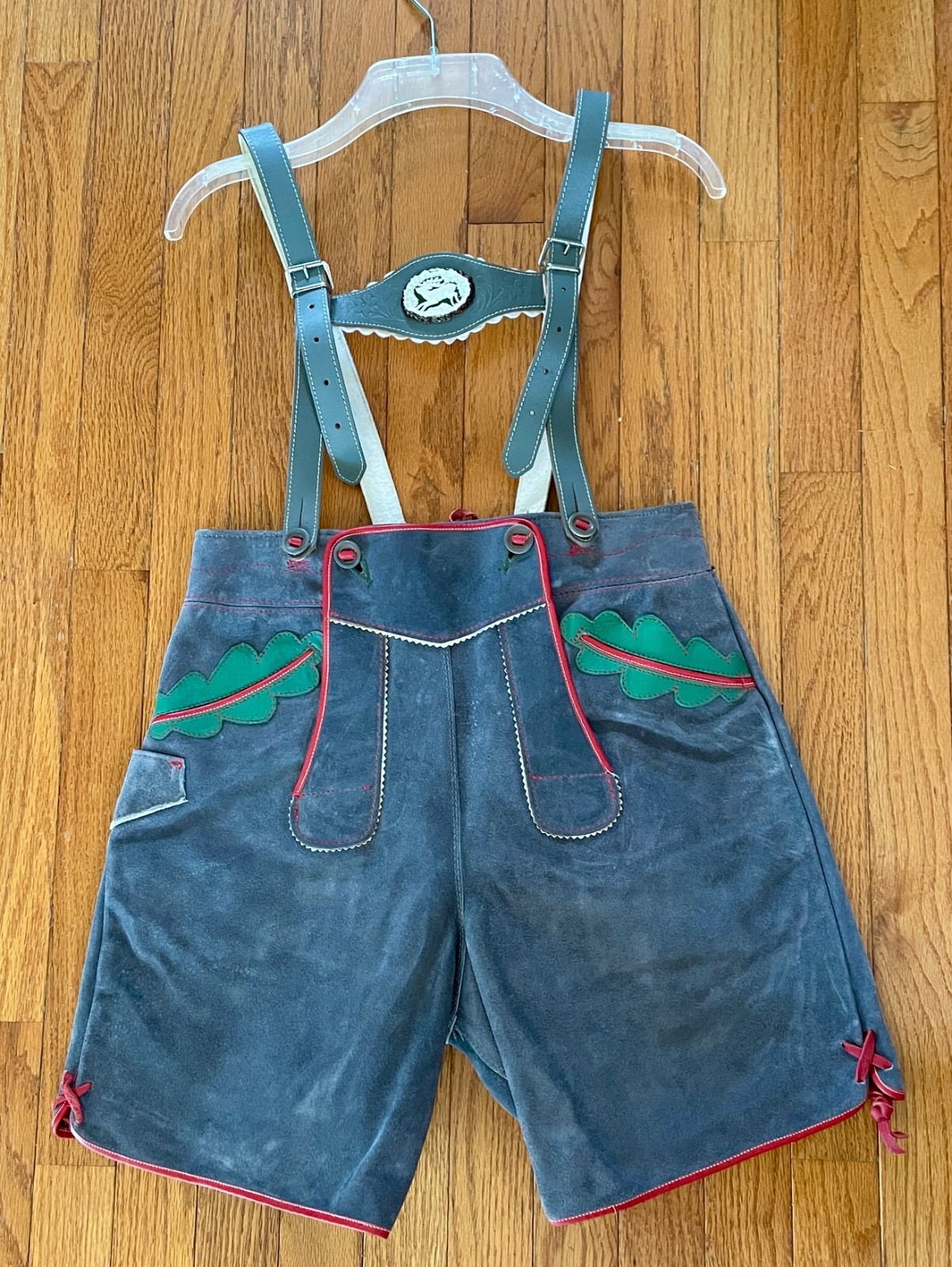 VINTAGE 1960’S GRAY SUEDE AUTHENTIC SUEDE MEN LEDERHOSEN SHORTS SIZE 28″ WAIST