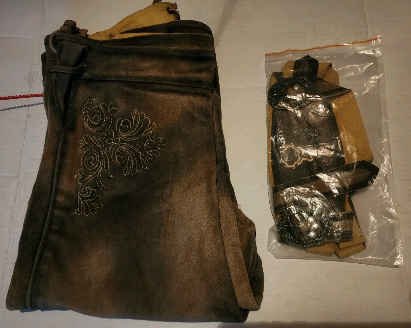 NEW Bavaria Trachten Lederhosen Size: 28