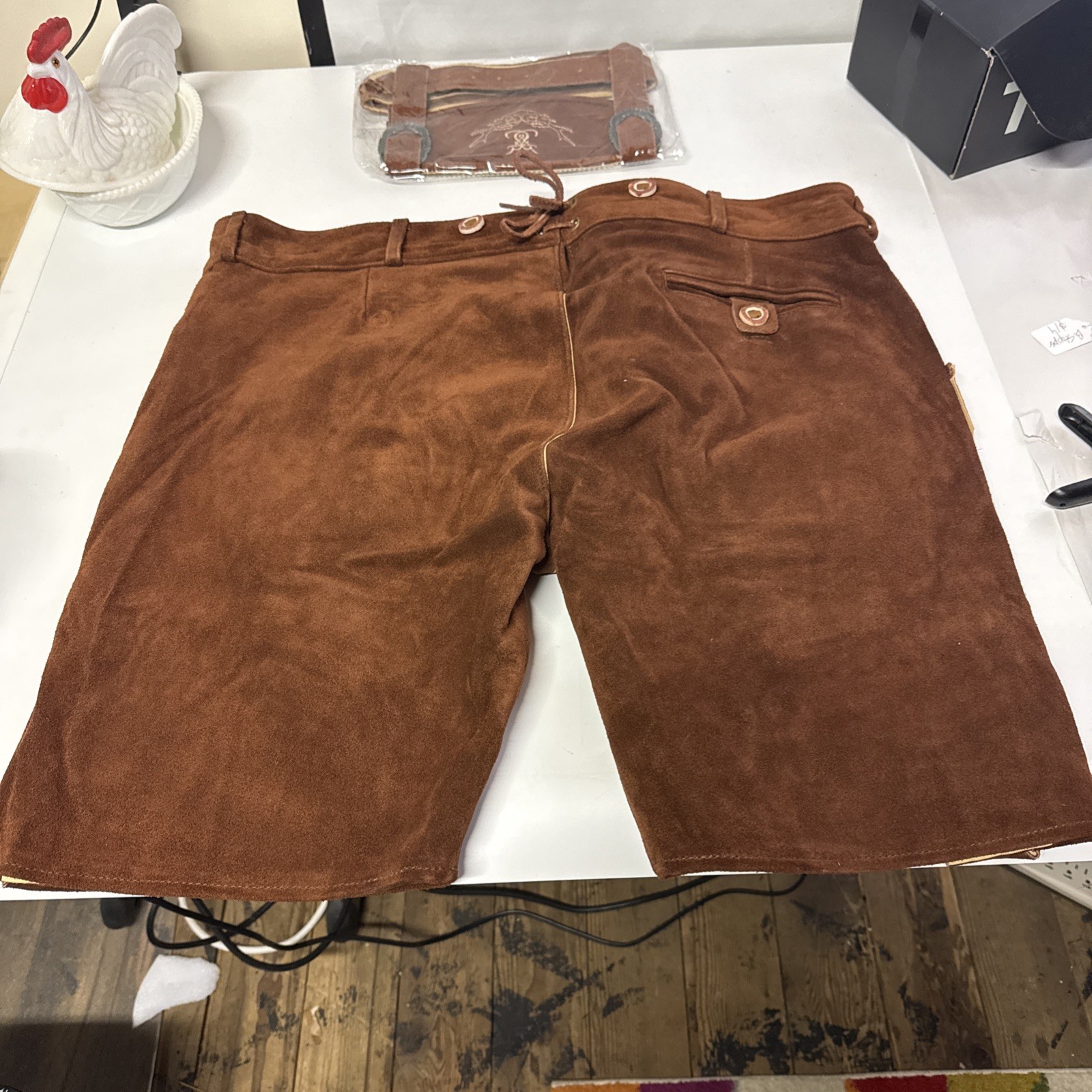 1 Pair Brown Suede Schoneberger Trachten Couture Short Set Lederhosen