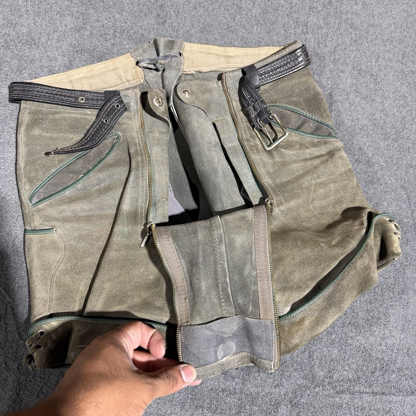 Vintage German Lederhosen Suede Leather Shorts 30 Waist Alpine Drop Front Green