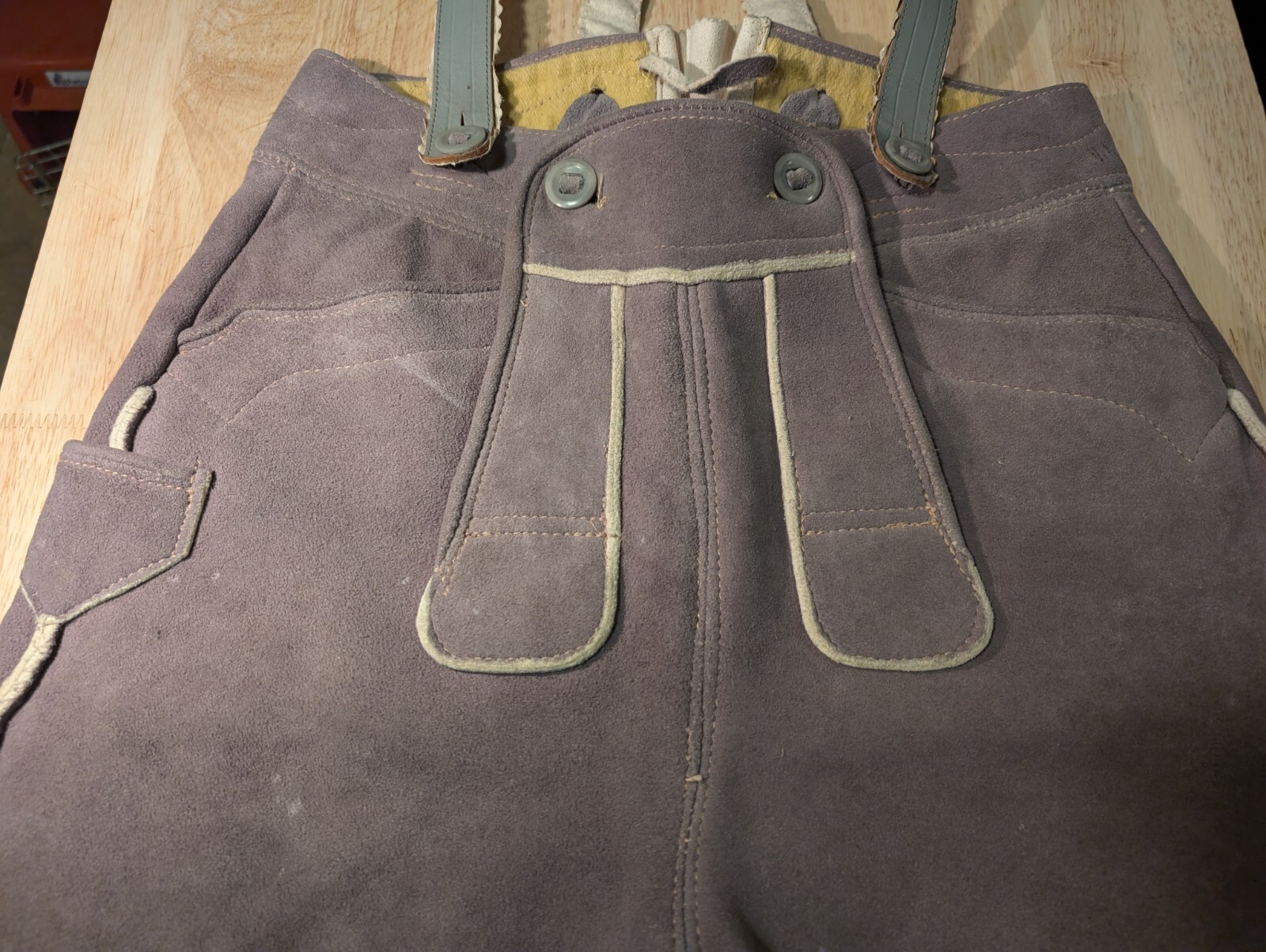 Vintage Lederhosen Suede Leather German Bavarian Oktoberfest Gray Green