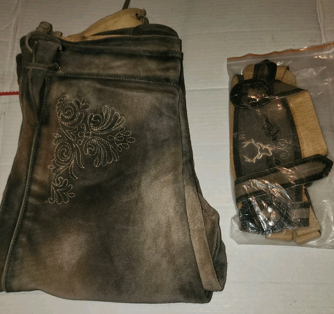 NEW Bavaria Trachten Lederhosen Size: 28