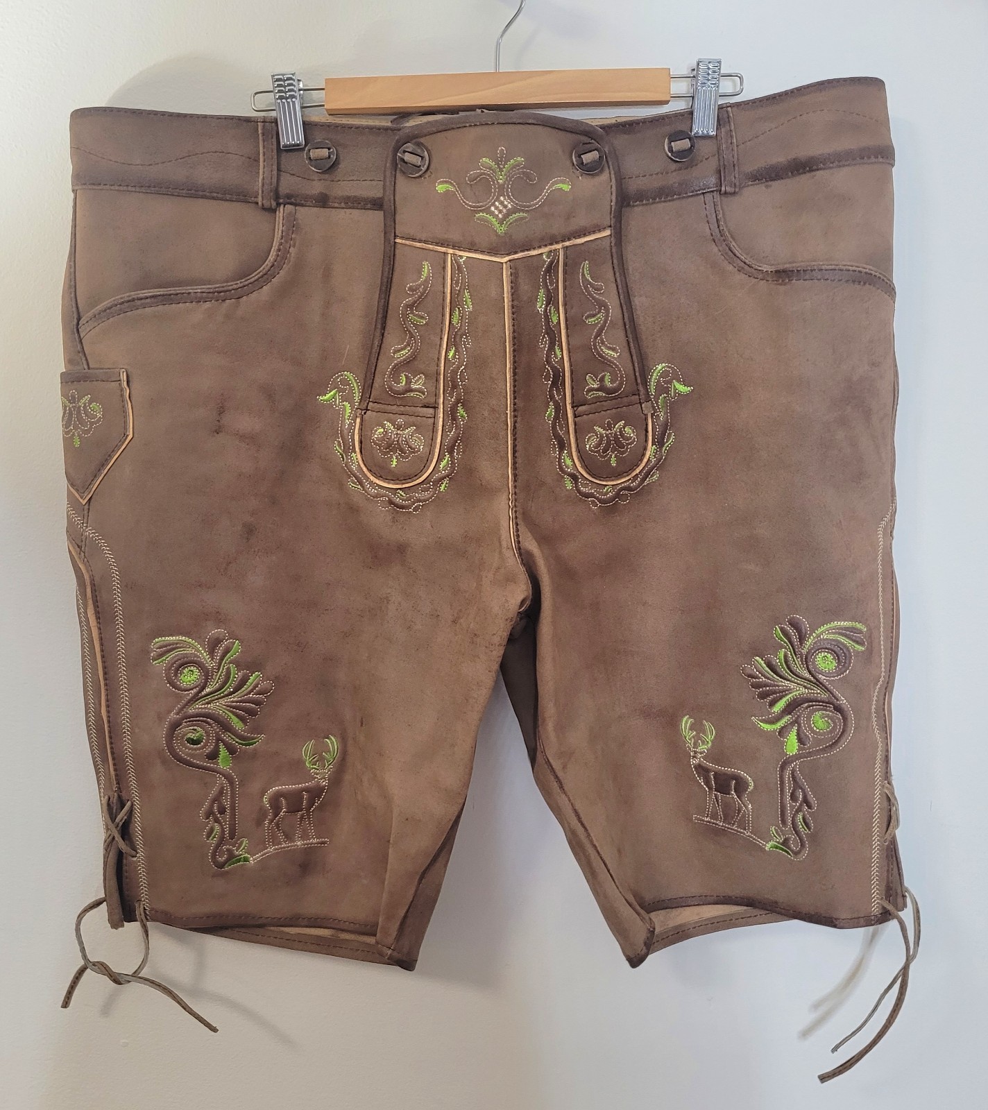 Lederhosen Shorts w/suspendes-Trachten Style-German-Oktoberfest Wear-Sz 60-READ