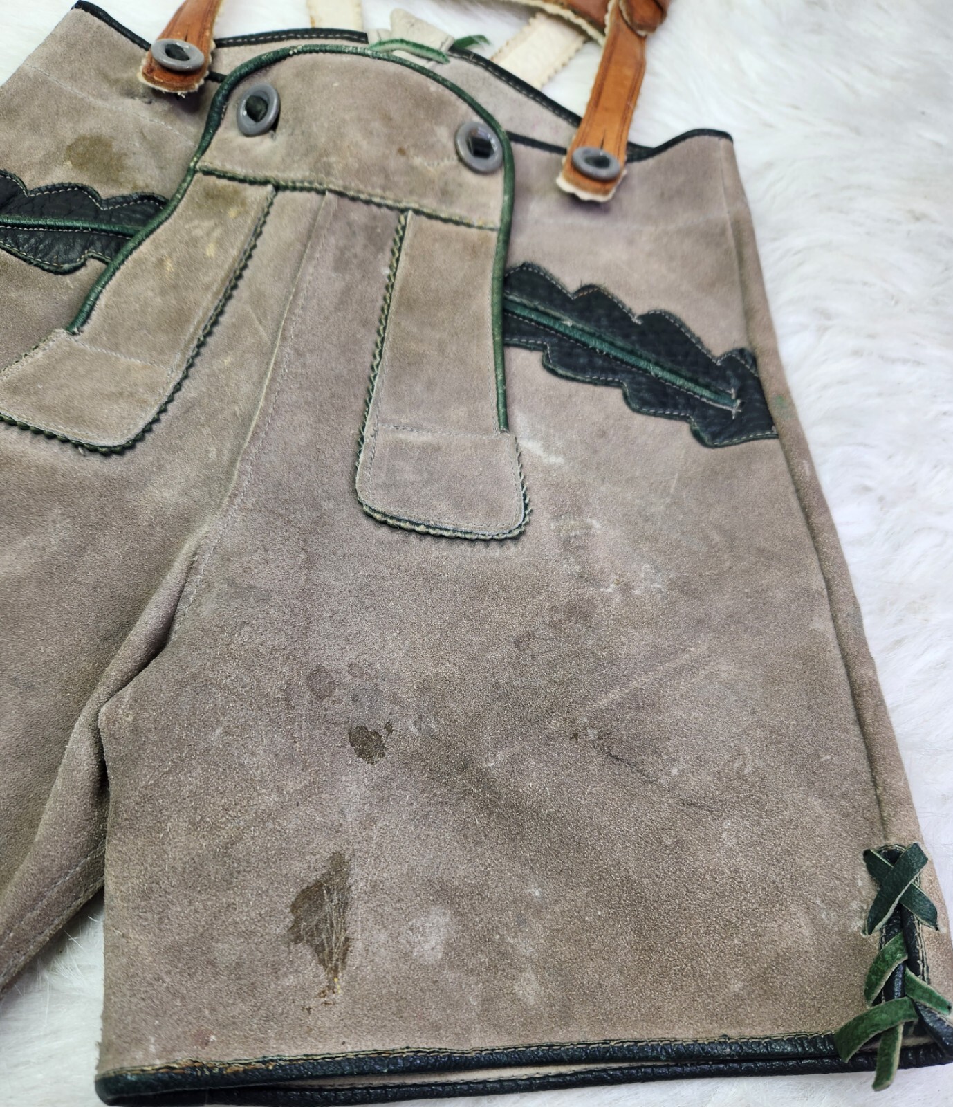 VTG German Lederhosen Child Shorts Suspender authentic Suede Leather Oktoberfest