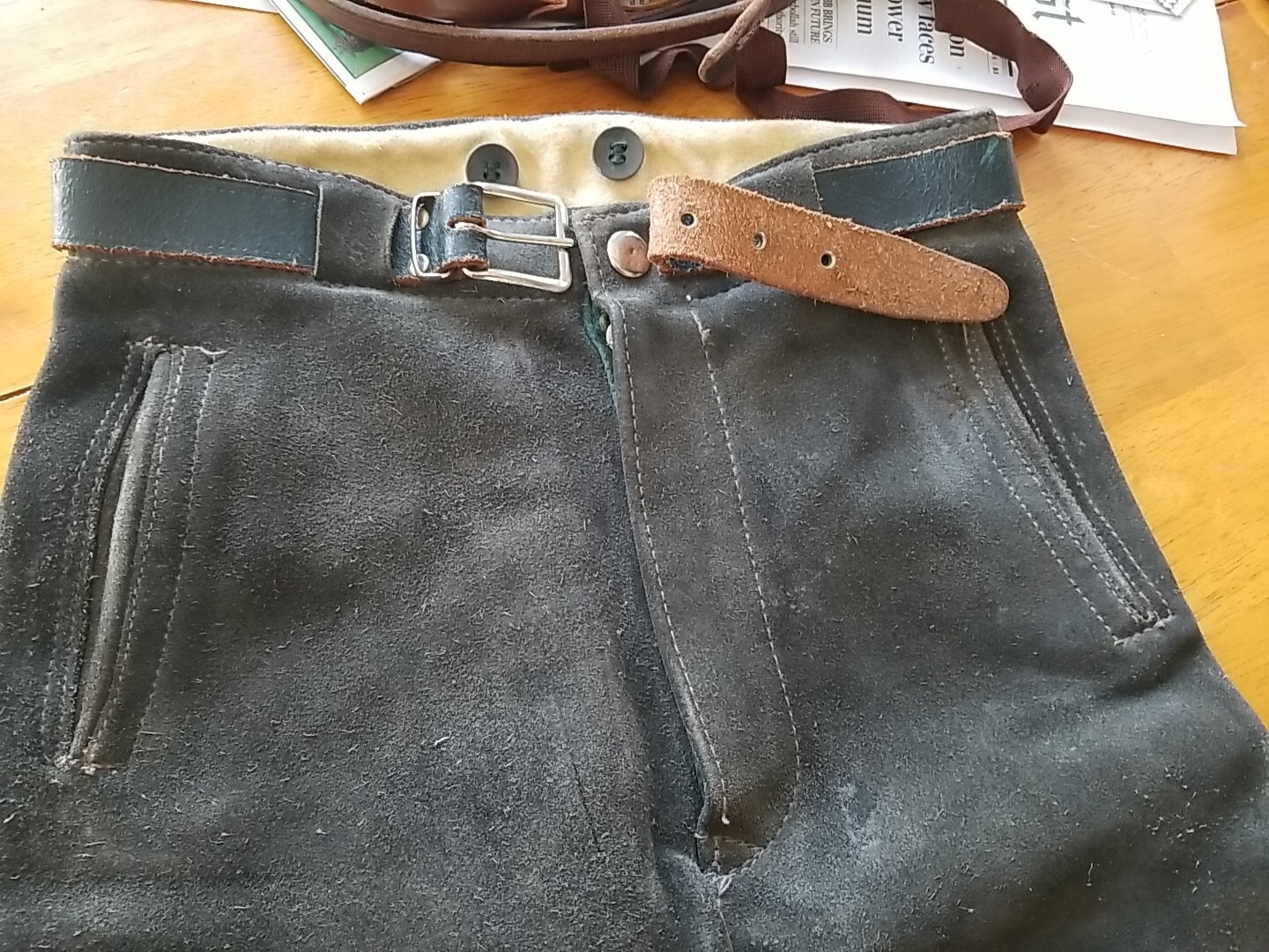 Vintage German Oktoberfest LEDERHOSEN Child Size 22-23 Inch Shorts Suade Leather