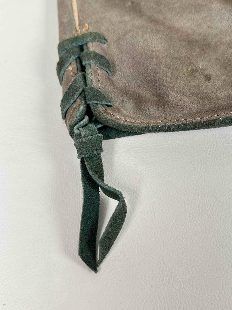 Vintage Marke Bergfreund German Lederhosen Grey Suede Leather Shorts Child Sz. 1