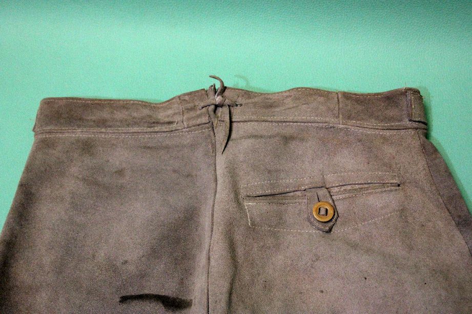 Traditional rough leather trousers short rustic approx 44 (w30) grey alpine festival