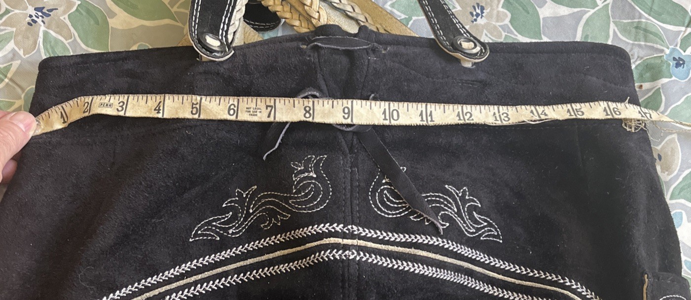 Beckert Modell Embroidered Suede Lederhosen With Suspenders