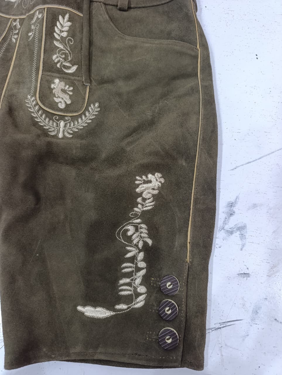 Men’s Lederhosen Shorts Genuine Suede Leather Bavarian Oktoberfest Suspenders