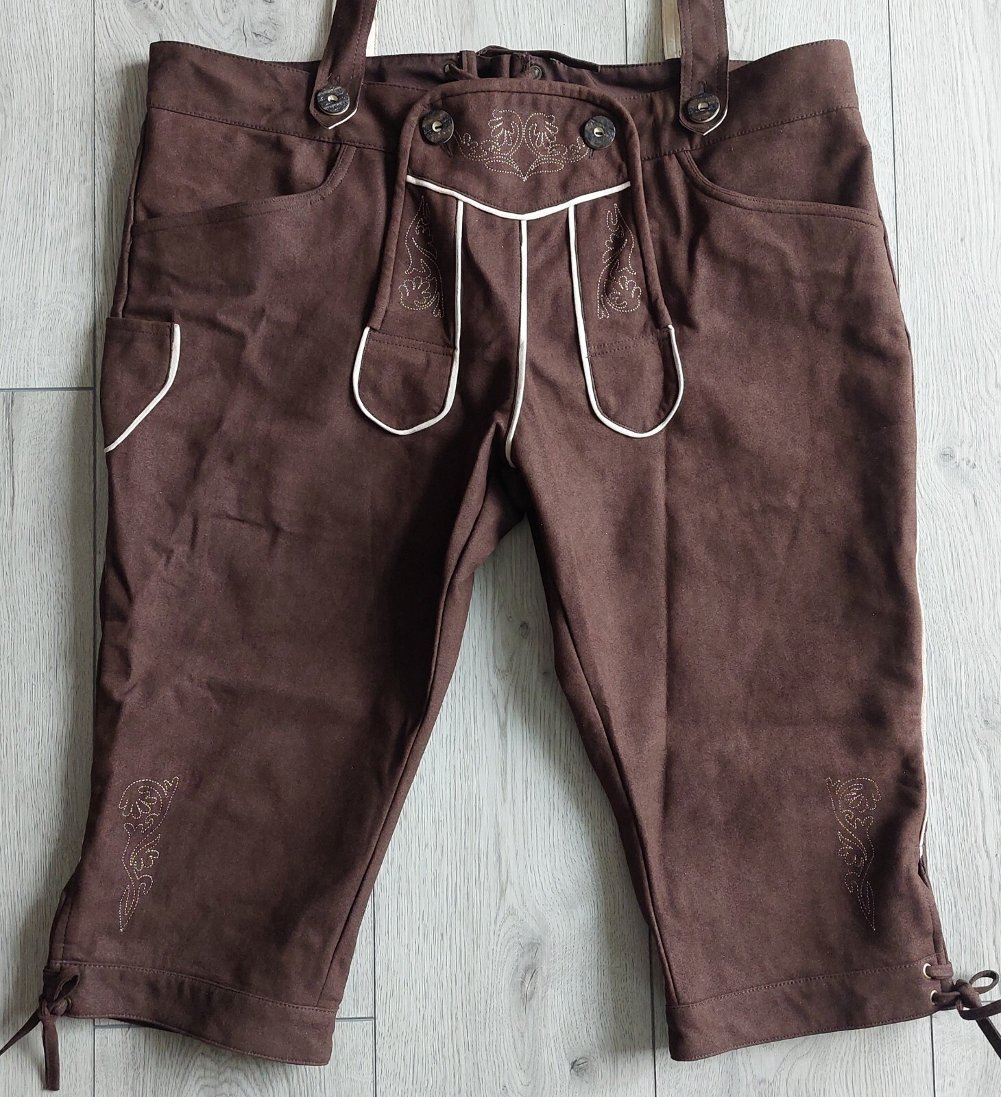 Bavarian lederhosen OKAY, shorts, 55% nylon, size EU 54 US XL, small used, China