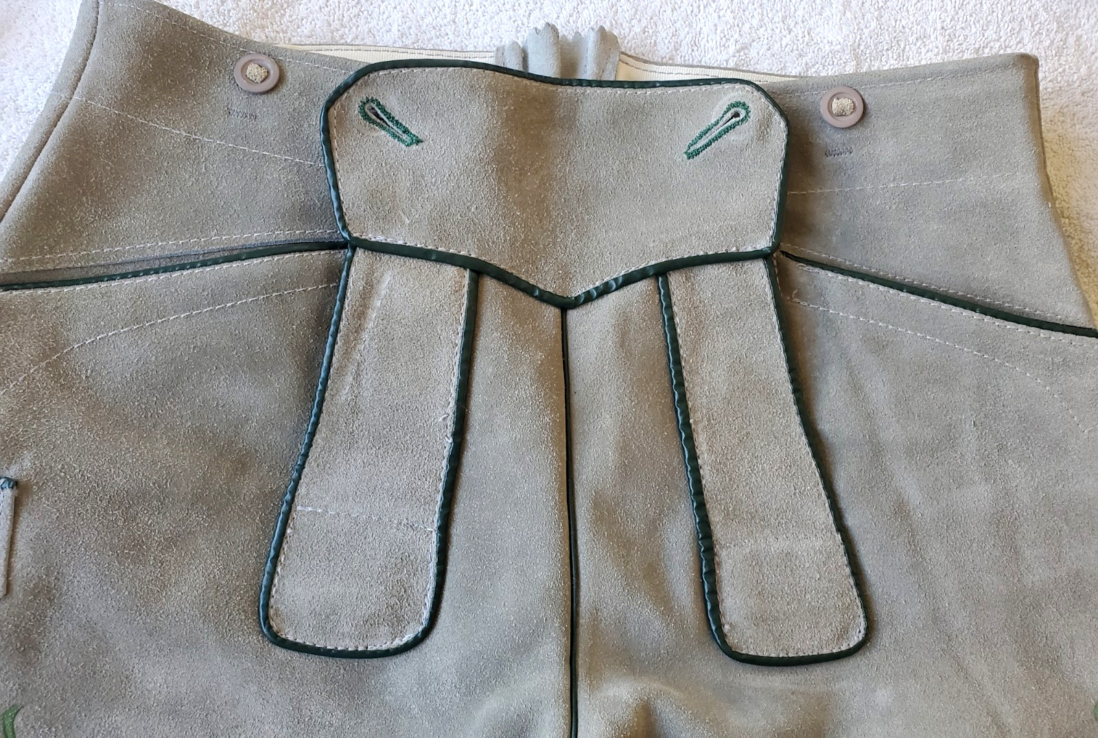 Vtg 70’s Authentic Lederhosen Gray-Green Shorts Suede Leather 30″Waist Edelweiss