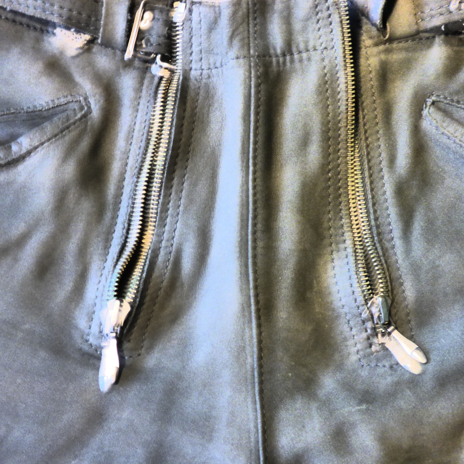 Vntage Bavarian Lederhosen men’s size 30 soft suede for your next Octoberfest