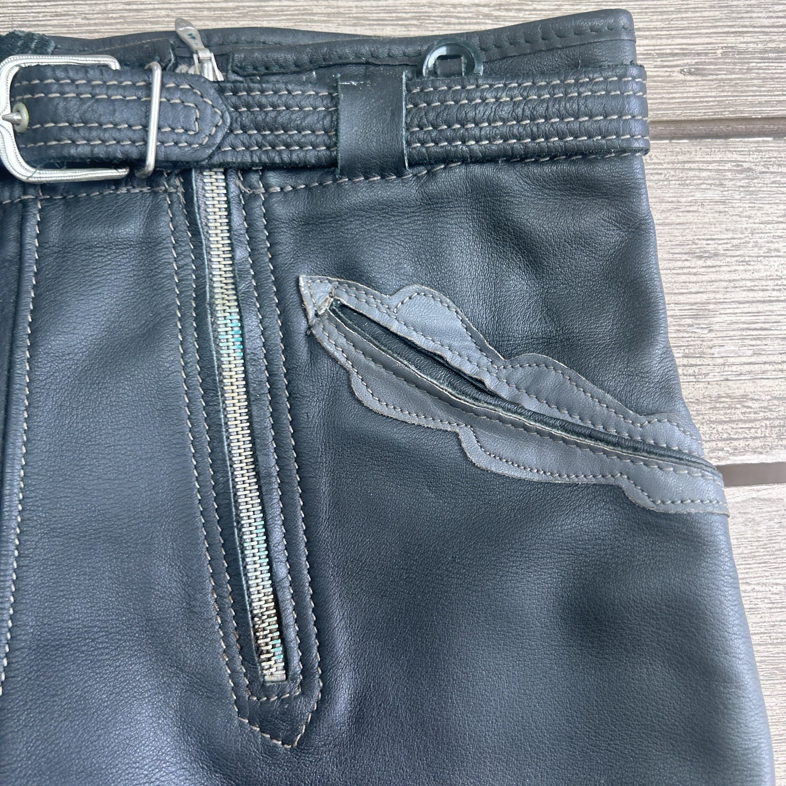 Vintage German Lederhosen Leather Shorts Black Gray Embroidered Waist 28 Belt