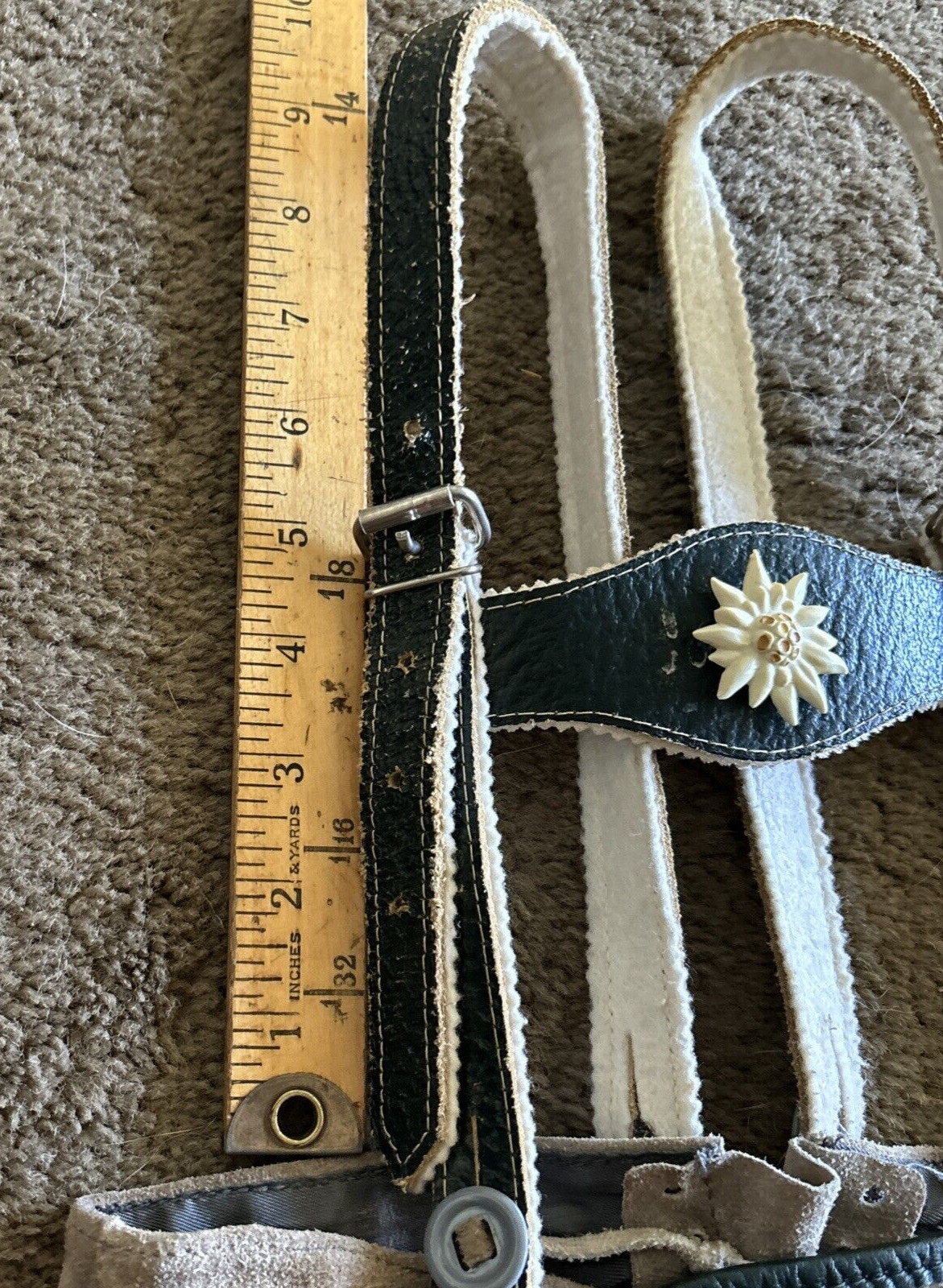 VTG German Lederhosen Child Shorts Suspender authentic Suede Leather Oktoberfest