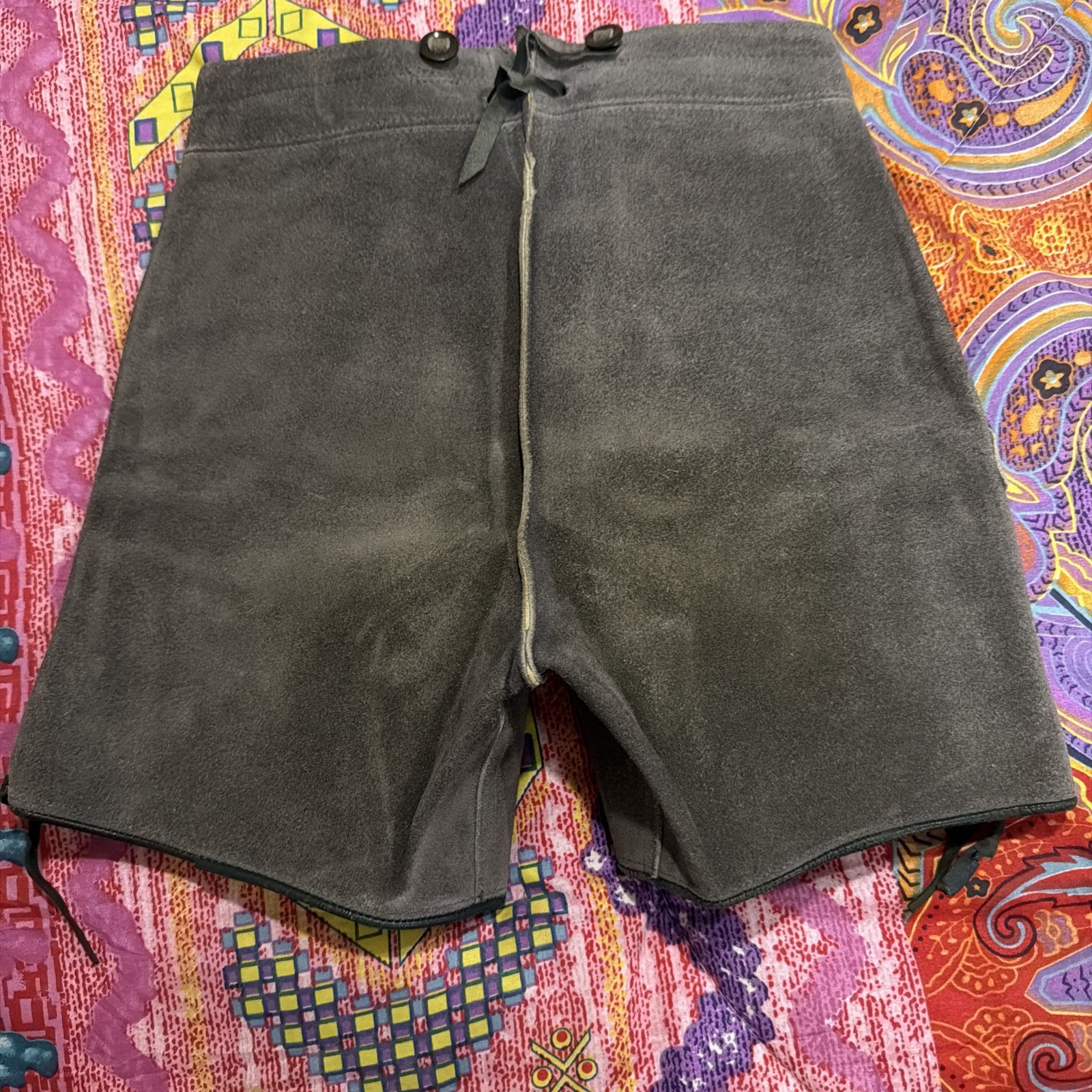 Vintage German Lederhosen Suede Leather Trachten Shorts Oktoberfest 22”W/4”L