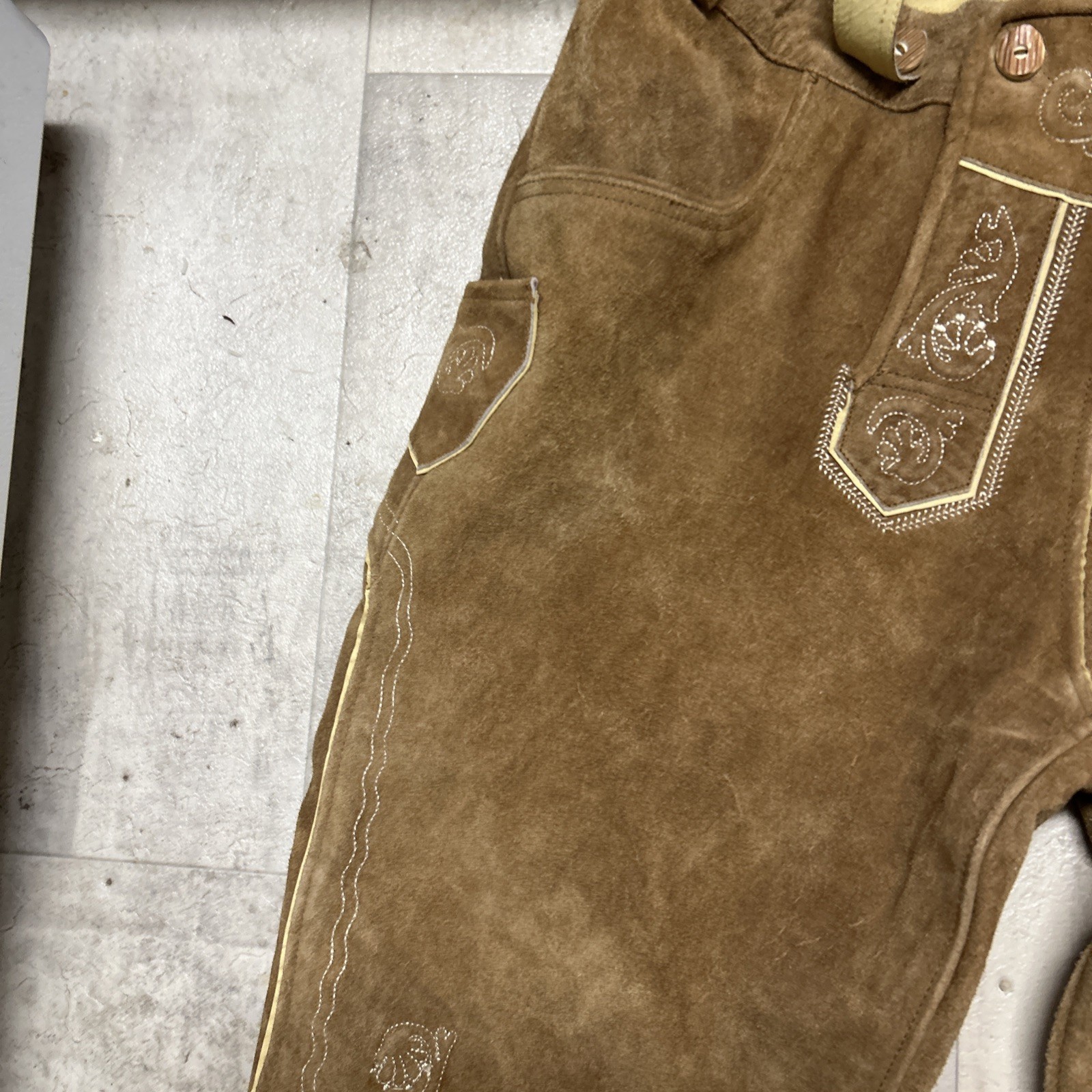 EDELNICE TRACHTEN LEDERHOSE MIT TRÄGER GRÖßE:66/M BRAUN NEUWERTIG