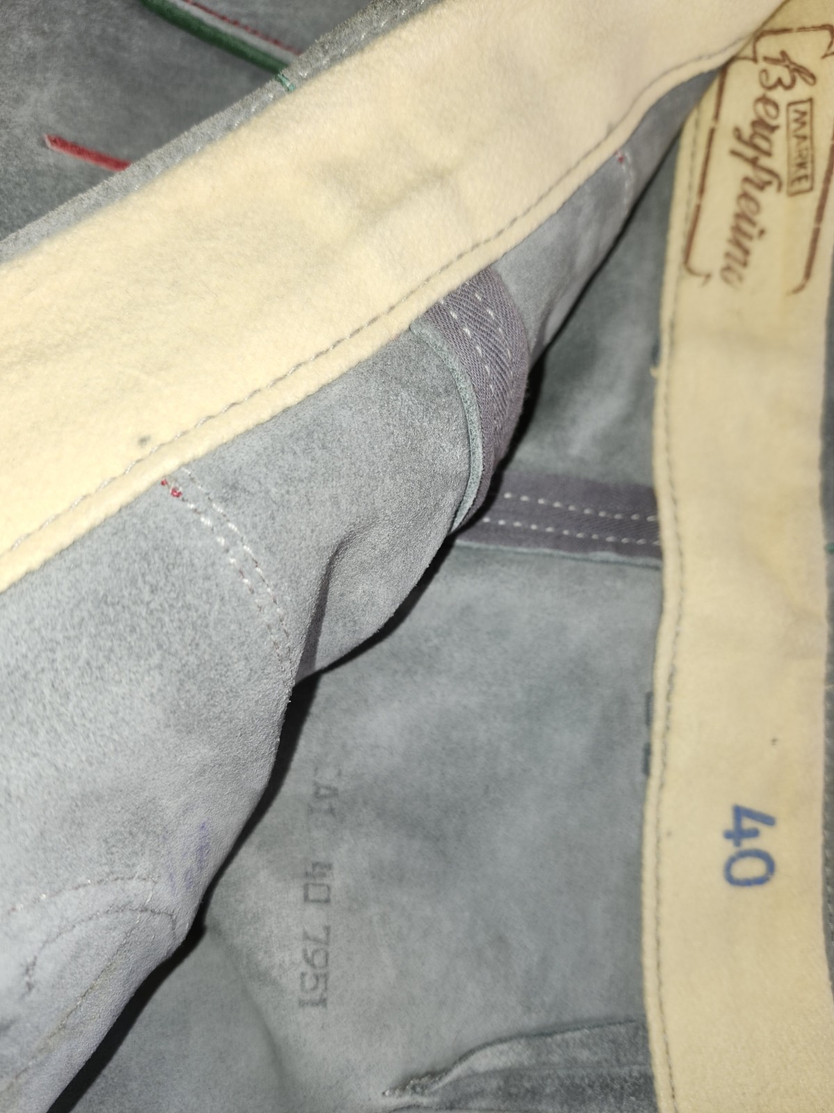 Gray Vintage German Lederhosen Oktoberfest Suede Leather Shorts Sz S Costume