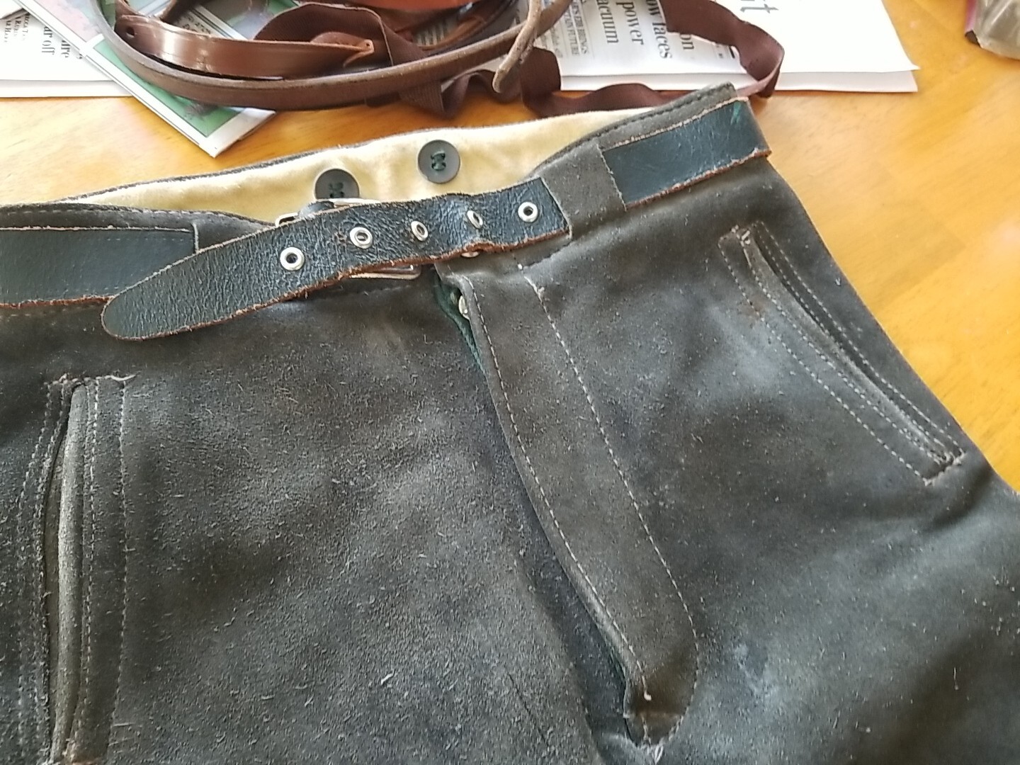 Vintage German Oktoberfest LEDERHOSEN Child Size 22-23 Inch Shorts Suade Leather