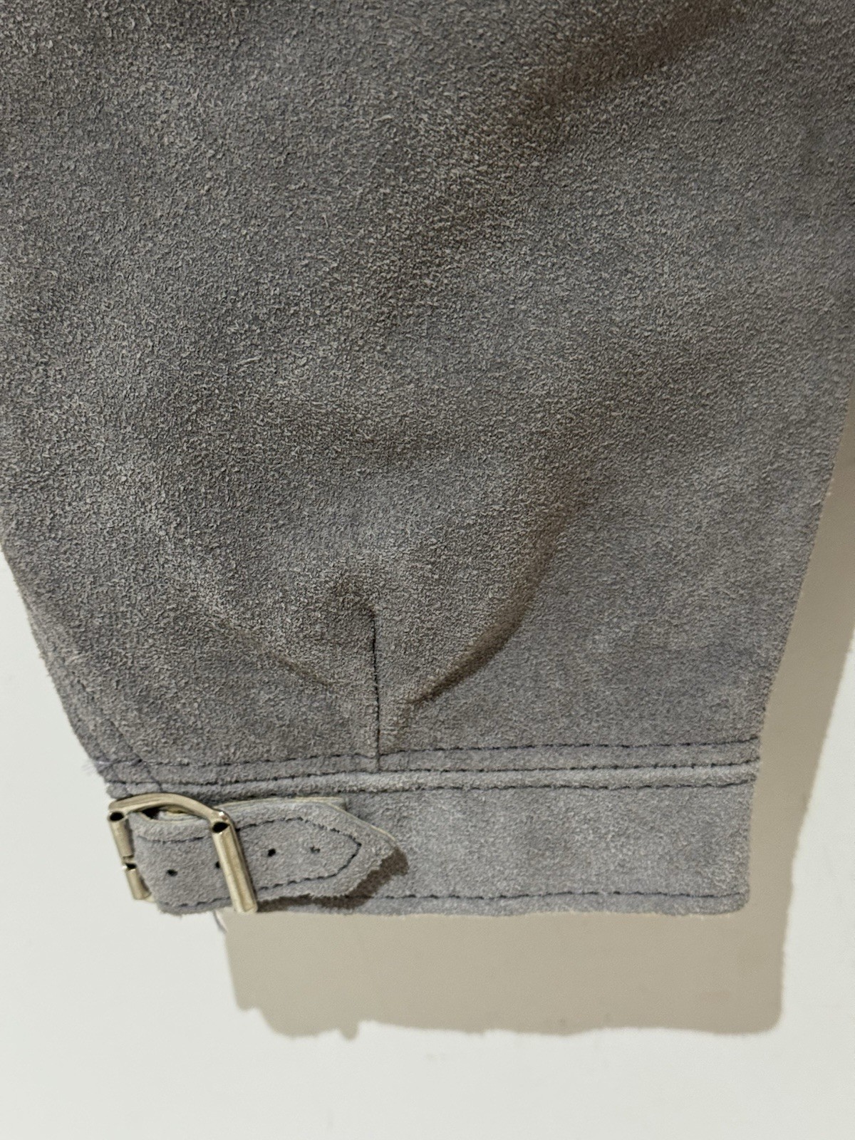 Lederhosen Children’s Suede Leather Pants with Suspenders (Vintage) Size 5/110