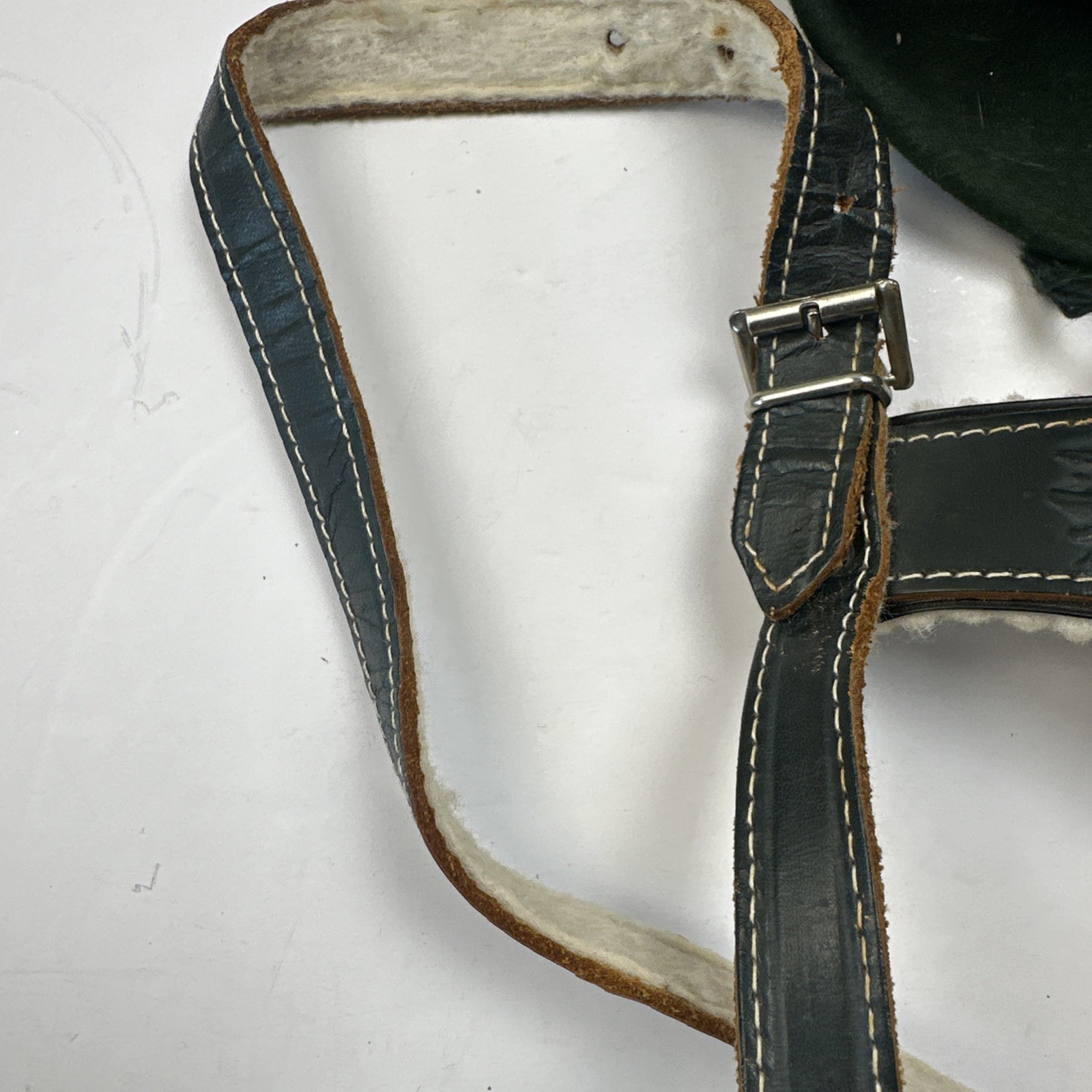 Traditional Boy’s German Lederhosen 24″ Waist Line With Hat and Pins Leather VTG