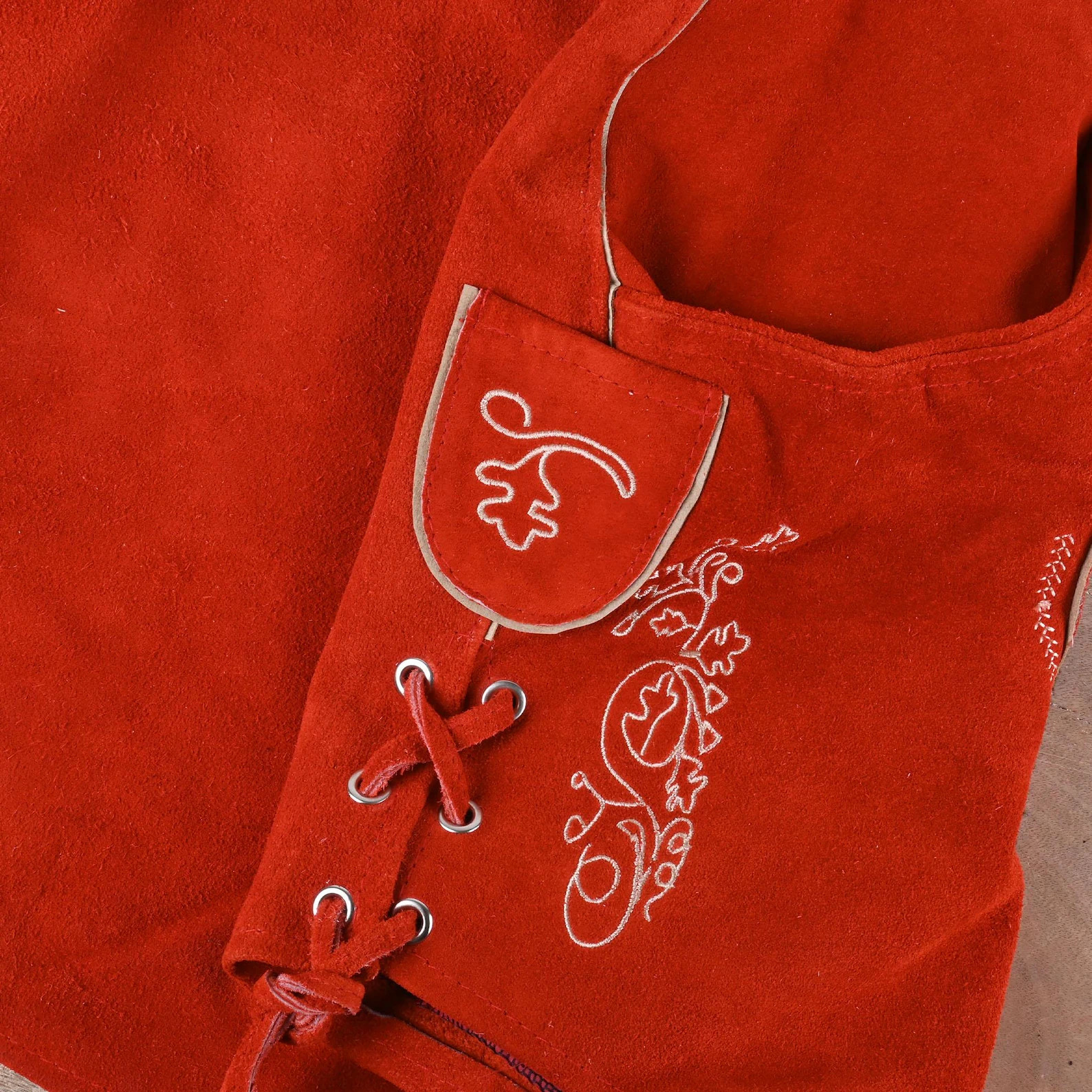 Womens Lederhosen Red Suede | Oktoberfest Outfit Women | Bavarian Trachten Short