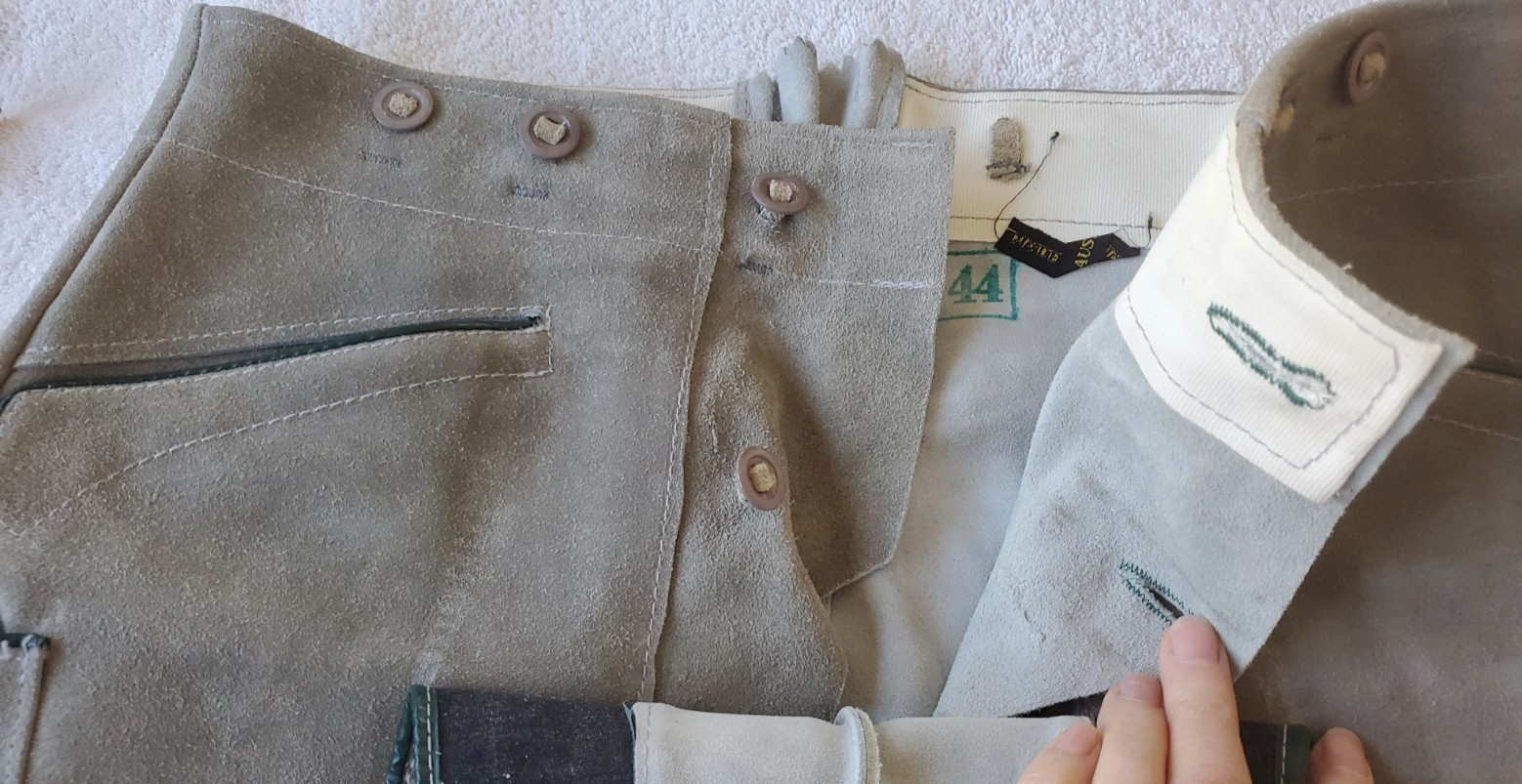 Vtg 70’s Authentic Lederhosen Gray-Green Shorts Suede Leather 30″Waist Edelweiss