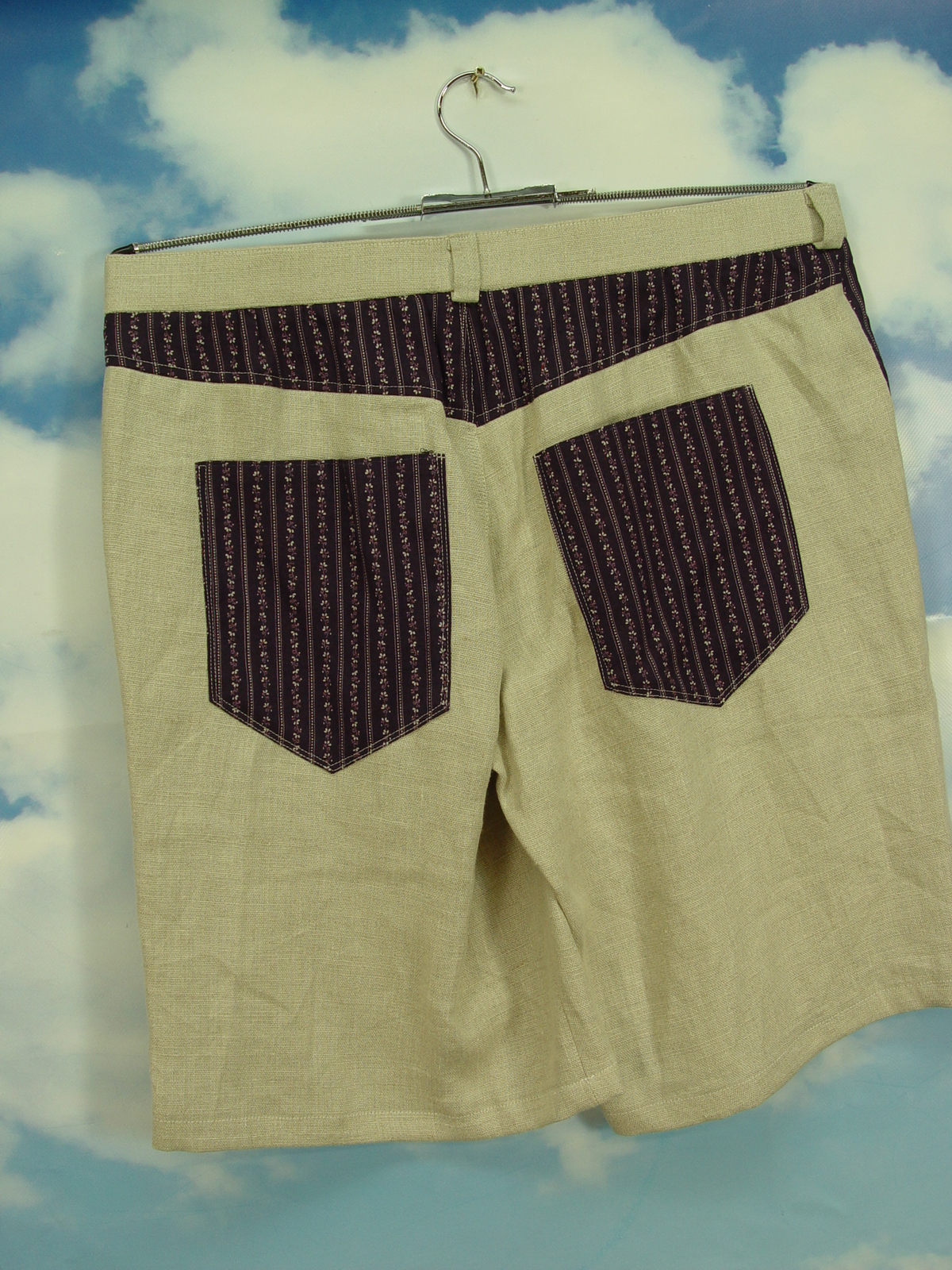 Upcycled men’s linen shorts with lilac pockets short pants UCS004 size 52
