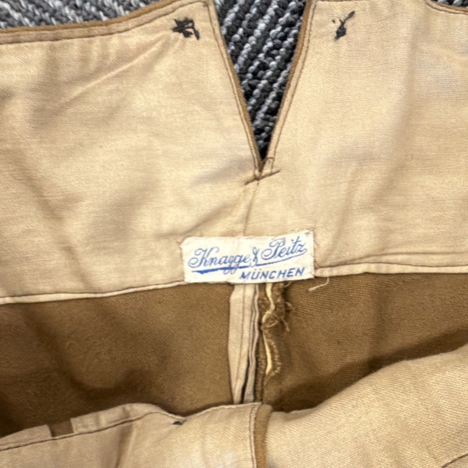 Knagge & Peitz München Brown Leather Lederhosen Shorts w/ Button Front
