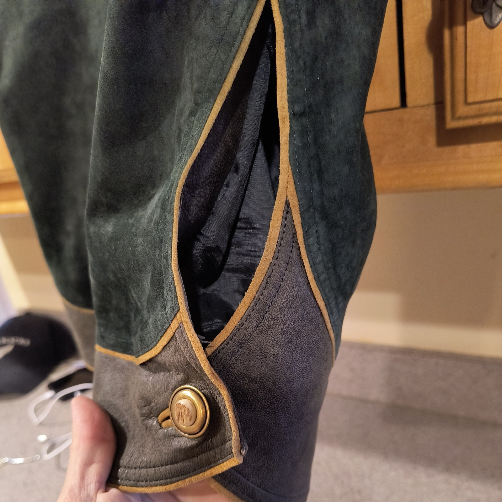 US 30″ Men Oktoberfest Bavarian Lederhosen-Suede Leather Dark green Trousers