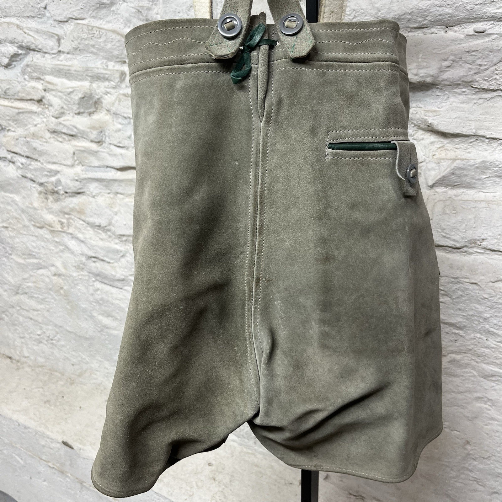 German Lederhosen Shorts 28 Waist Gray Suede Leather Green Trim Vintage 60s 70s