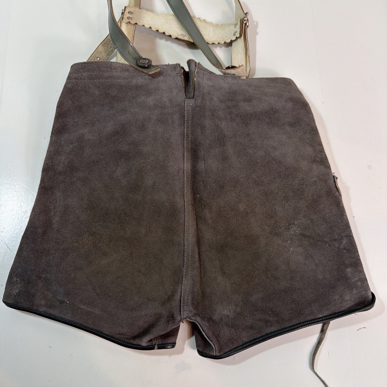 Vintage Lederhosen Authentic Suede Leather German Shorts Wmn Child 10,5in waist
