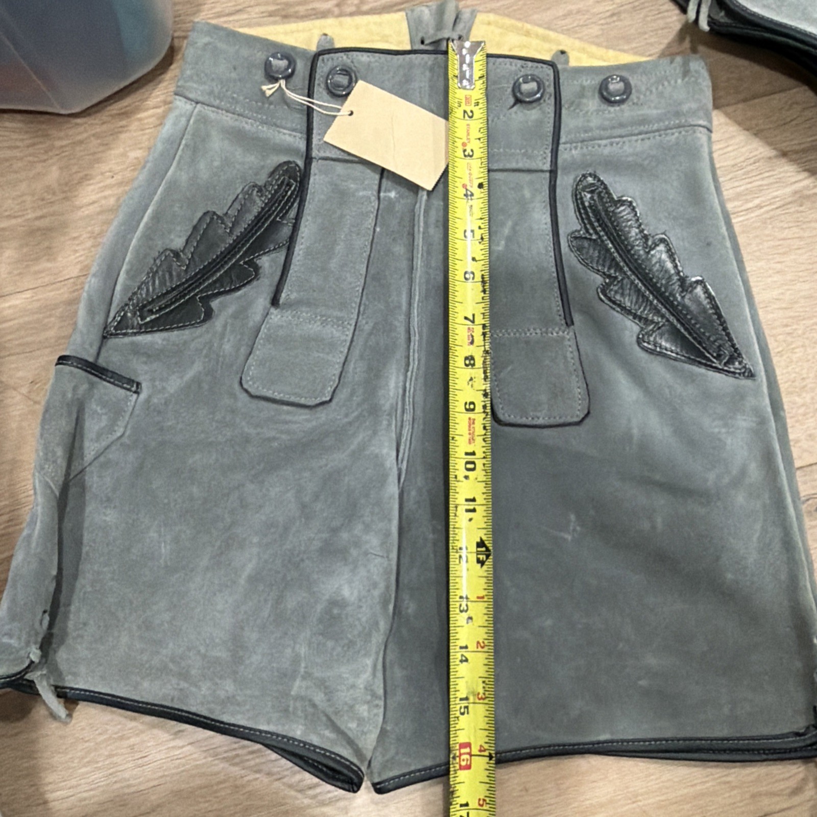 VINTAGE GERMAN LEDERHOSEN GRAY SUEDE LEATHER OKTOBERFEST FESTIVAL Women Men??