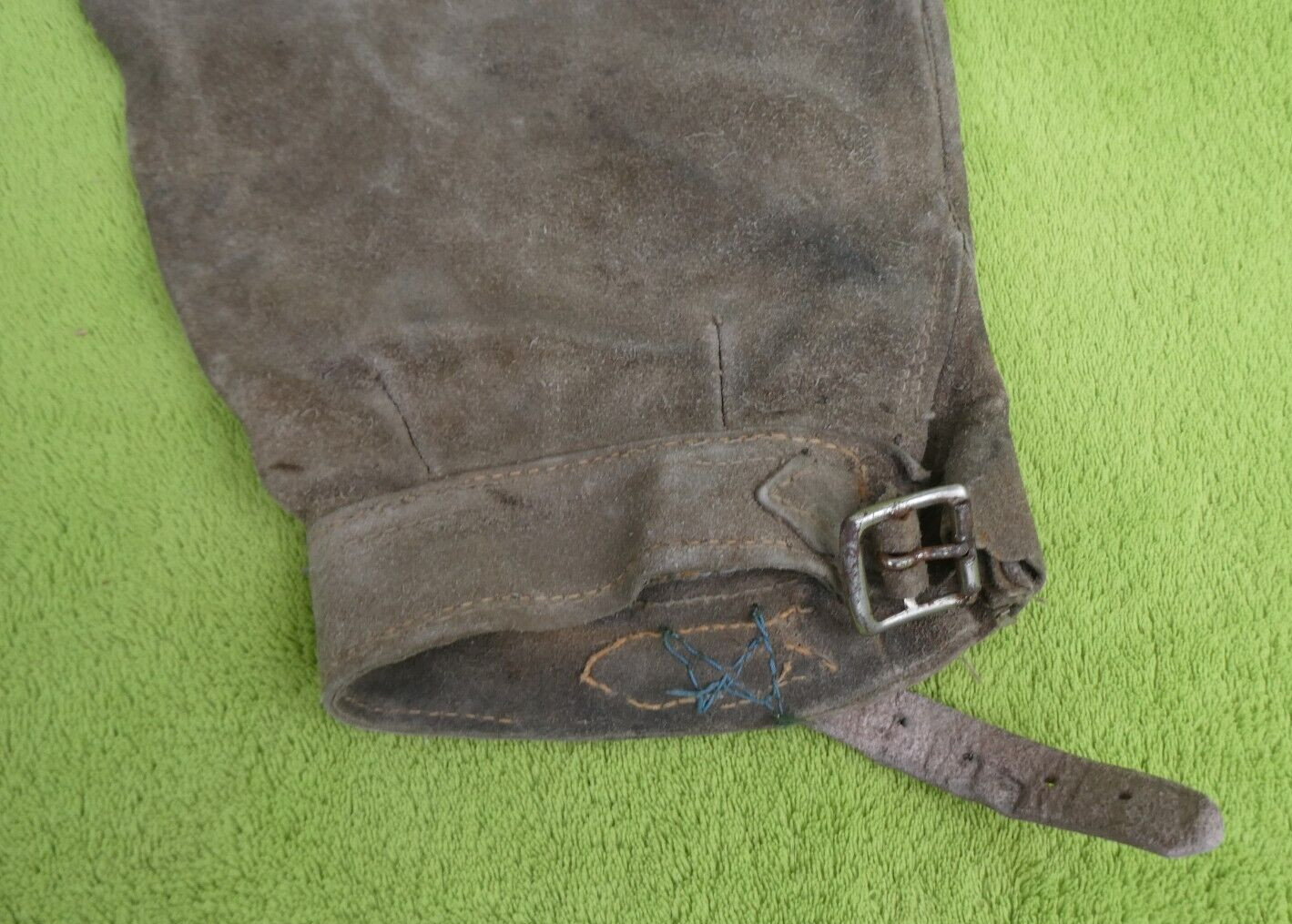 Old children’s costume leather pants knee band leather pants No. 95