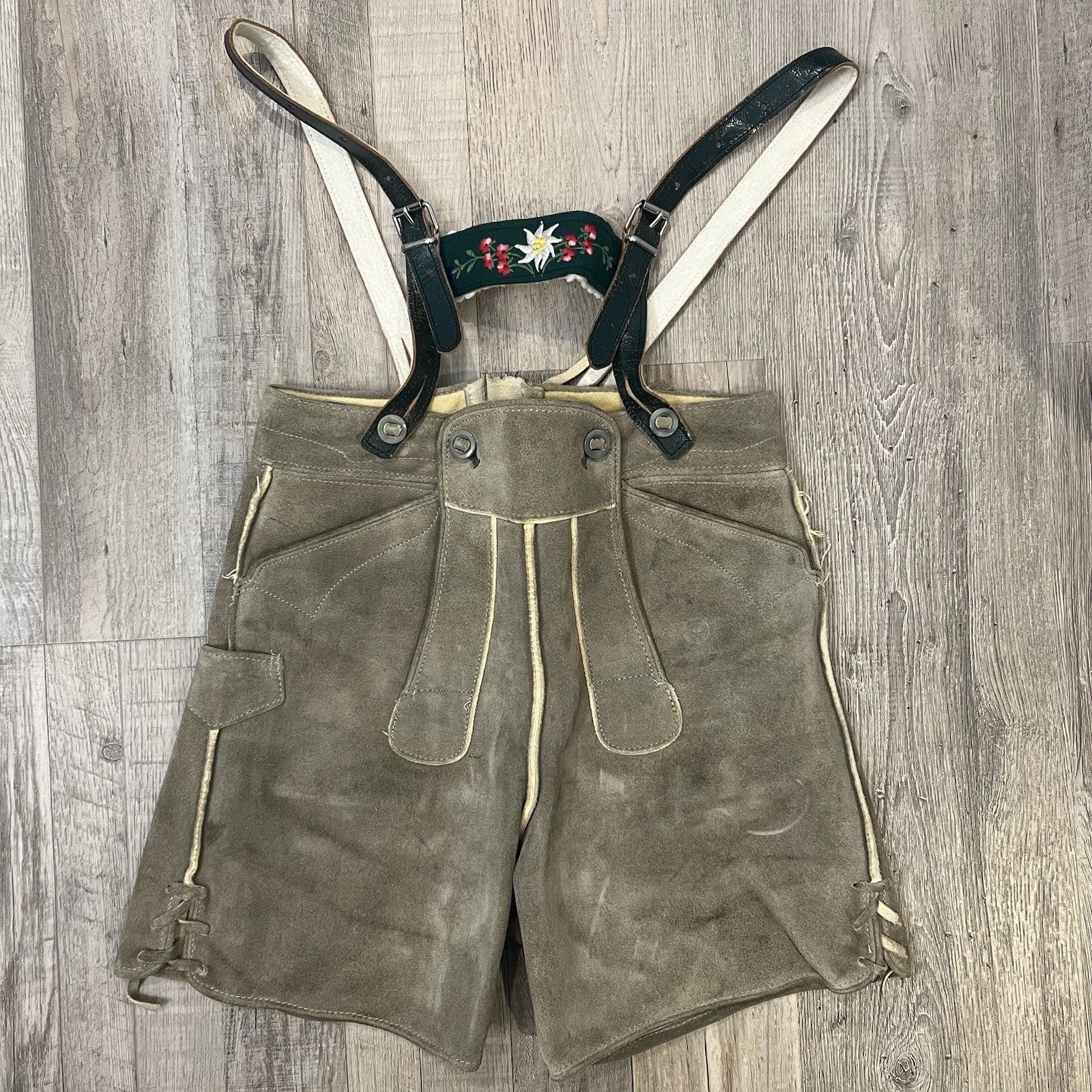 Vintage Marke Bergfreund Lederhosen Grey Suede Leather Shorts Suspenders Size 27