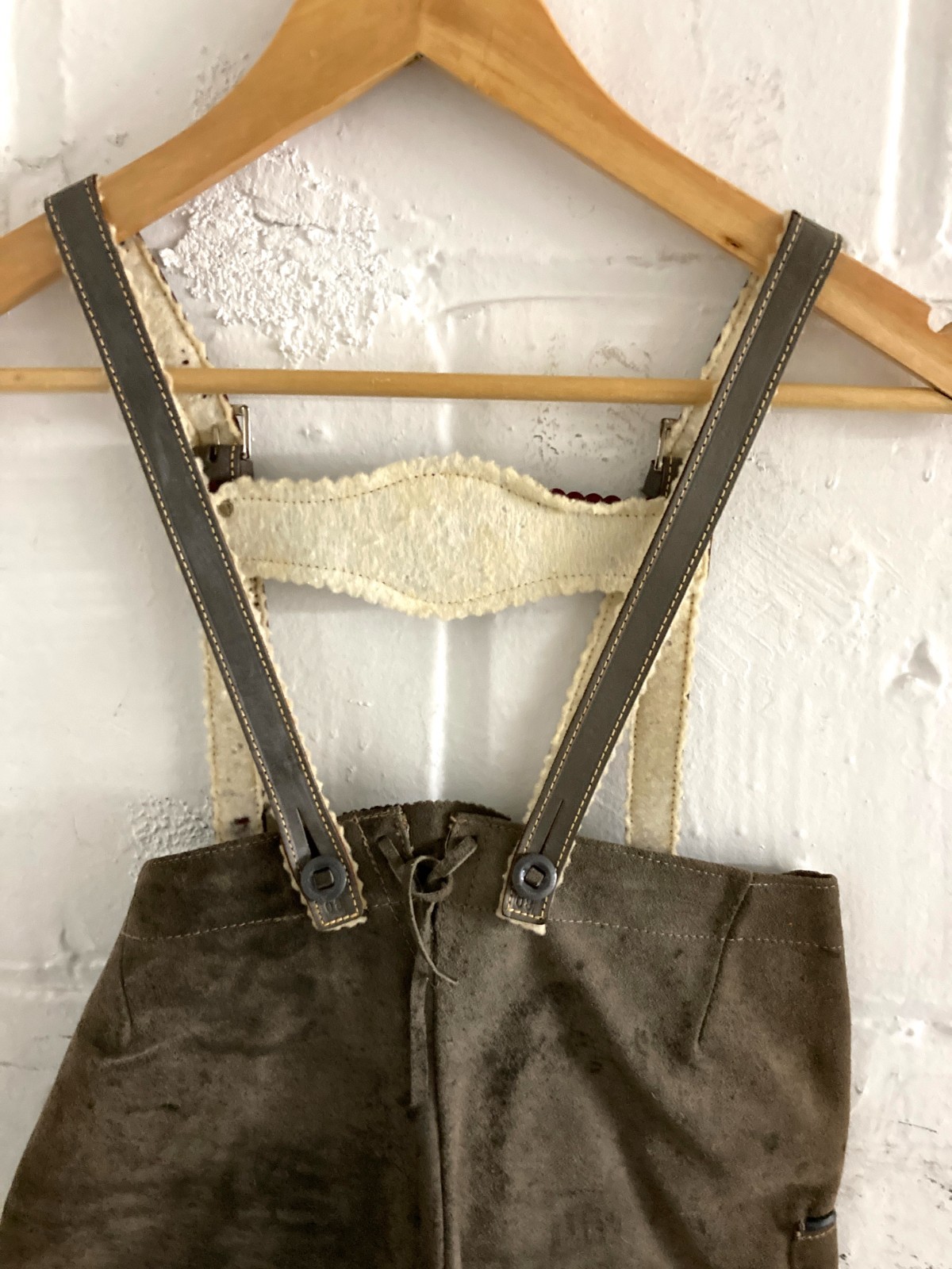 VTG German Lederhosen Suede Leather Oktoberfest Boy